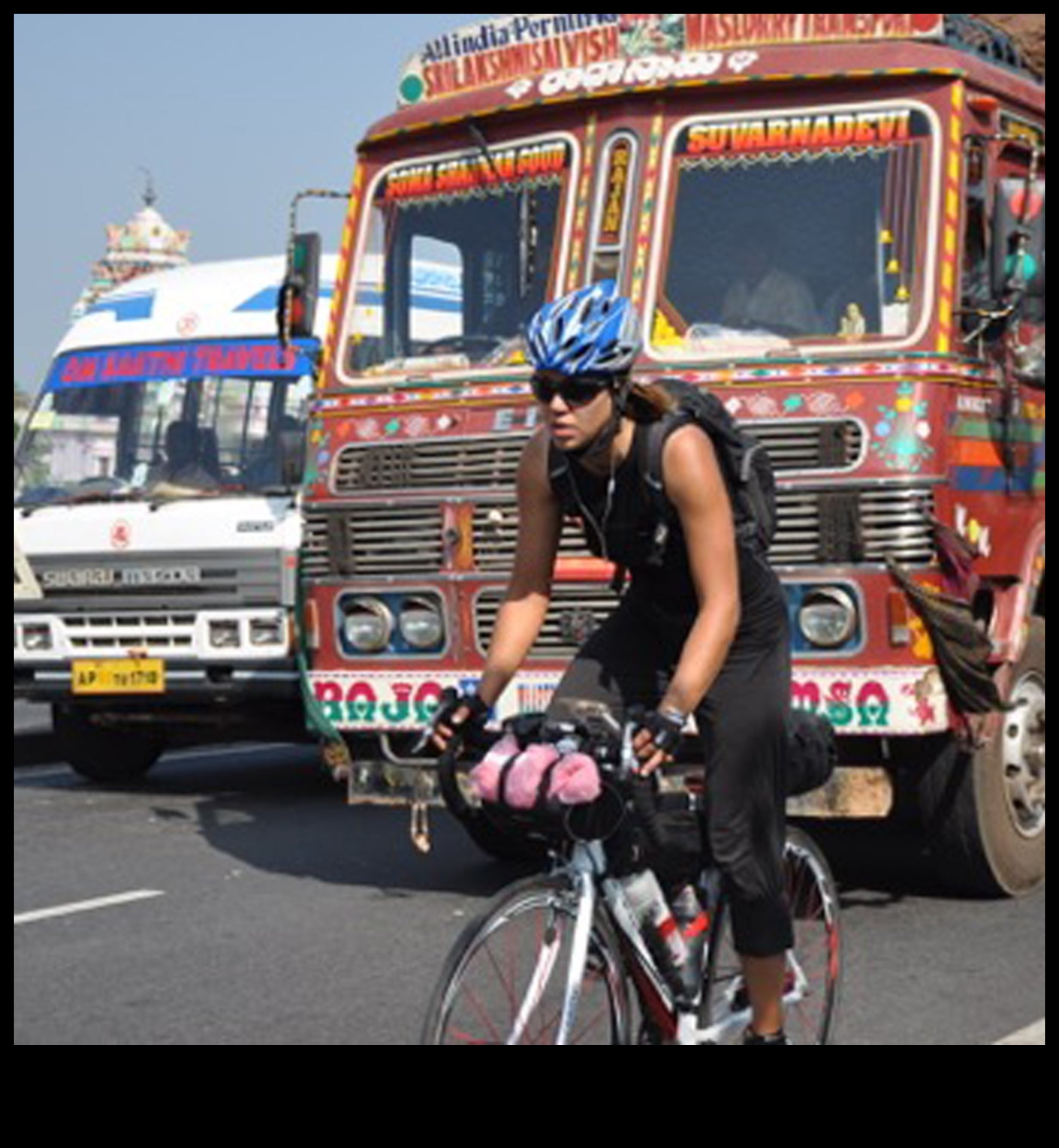 סיפורים דו-גלגליים: סיפורים אישיים מרוכבי אופניים נלהבים