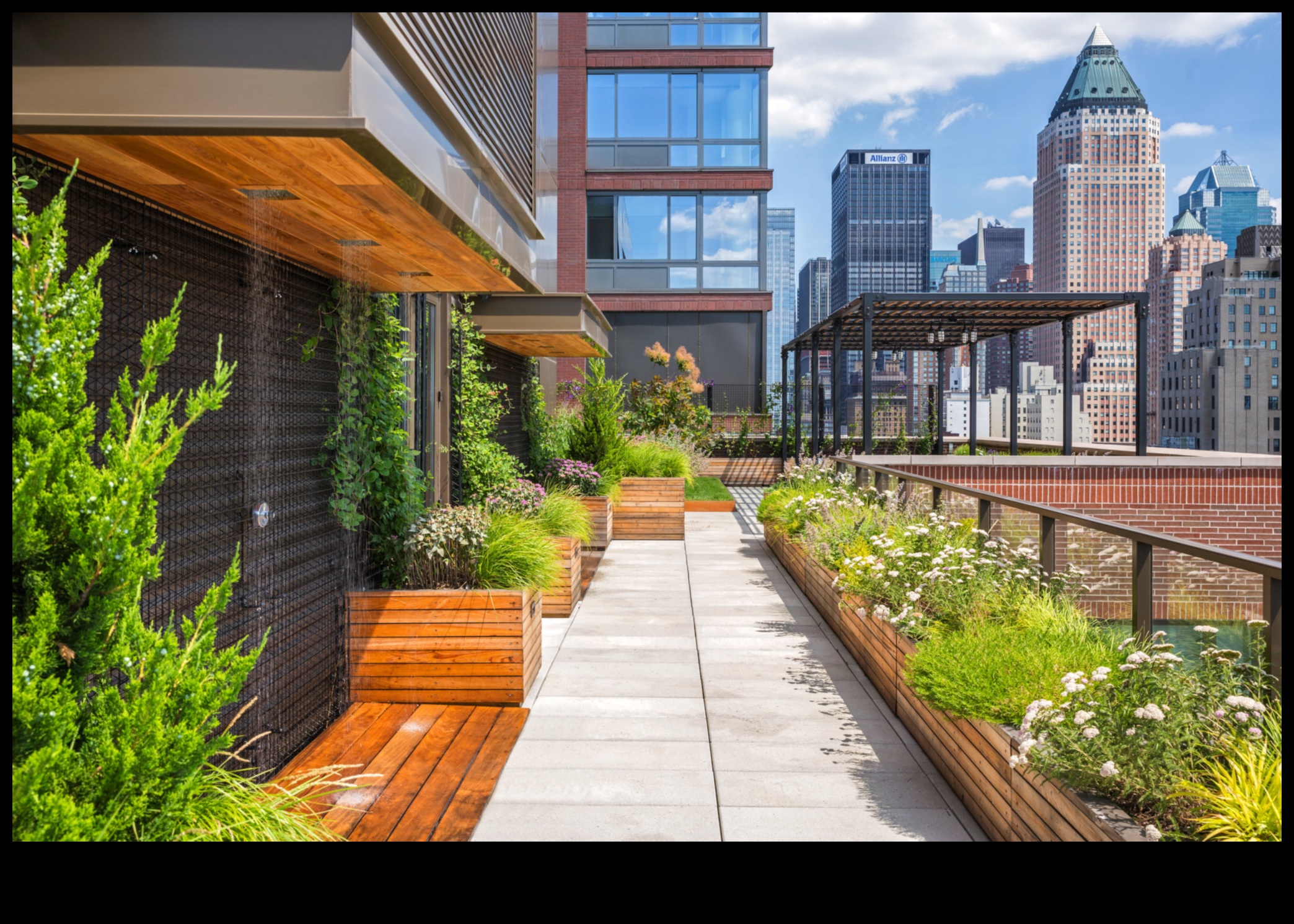 כיצד נופים תורמים למשיכה החזותית של גינות גג עירוניות?